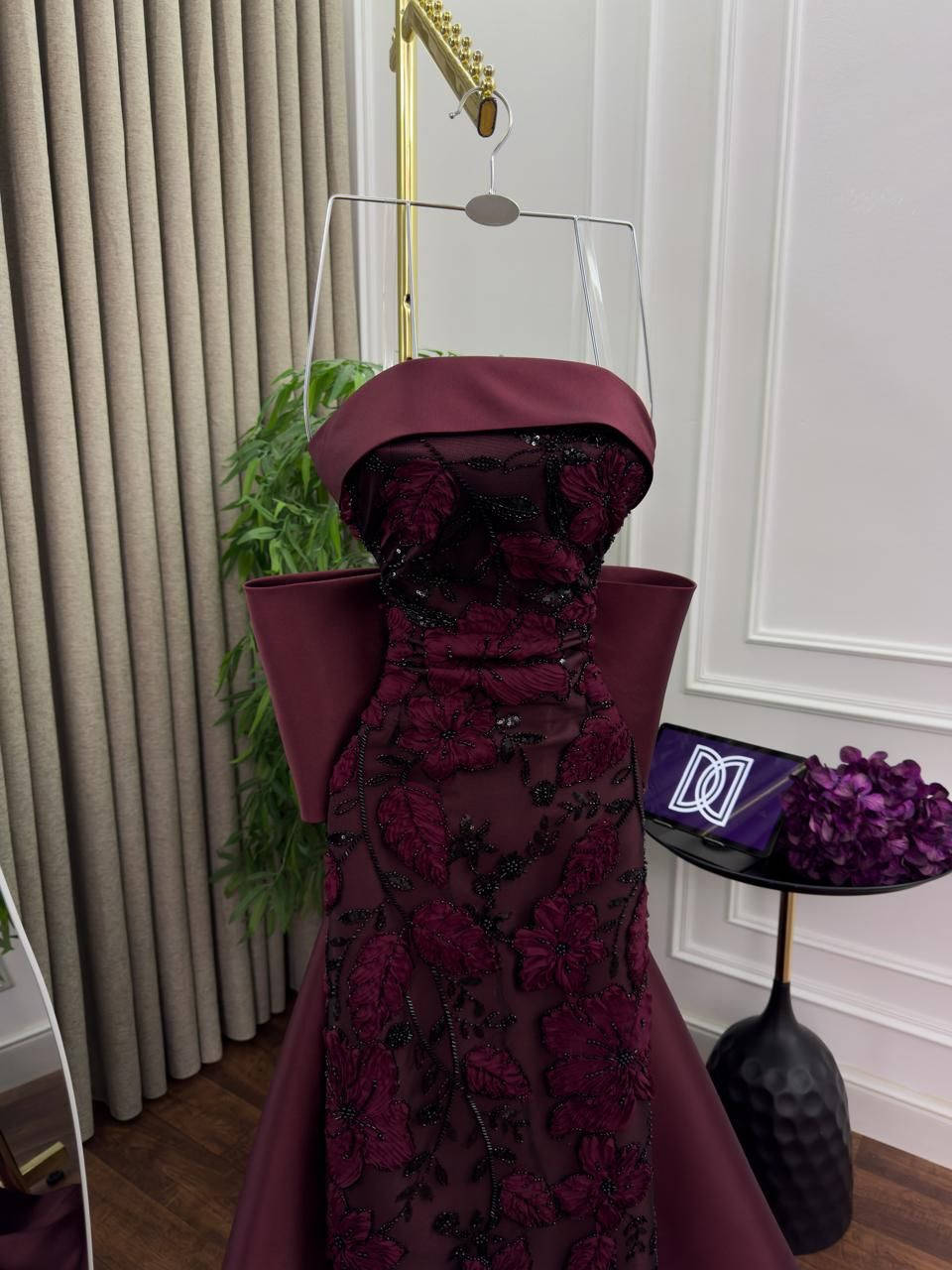 شحنتة من السعودية 
الشراء:320 الف
 البيع: 270 الف
القياس: 38-42 بيه حبال من وره يتكبر ويتصغر
عدد مرات الاستعمال: مره وحده ساعتين فقط


**إذا كنت صاحب هذا الإعلان وتريد حذفه لأي سبب، رجاءا أرسل رسالة إلى الدعم الفني**