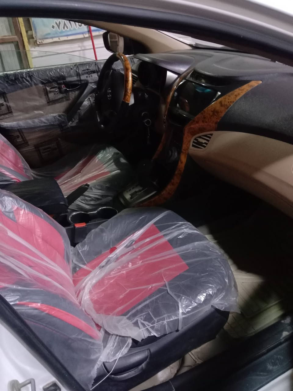 النتره 14 خليجي فول مواصفات محرك 1800 رقم بابل بيه صبغ جاملغ وبنيد تحويل مباشر  السياره كلش حلوه سنويه ورقم جدد السعر 102 مكاني بابل اتصال ***********
