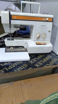 مكينة برذر منزلية للبيع مع الجنطة للاستفسار الاتصال بالرقم 07719900763...