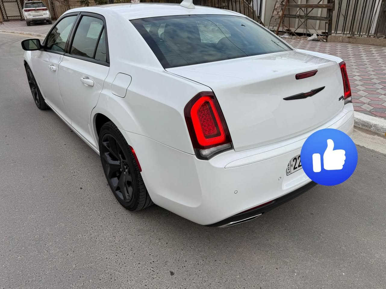 السلام عليكم
اوباما موديل 2021 للبيع
وارد كندي فول مواصفات عدا البانوراما 
فقط تك جاملغ الايمن مبدل 
سيارة نظيفة ومرتبة السعر 295 باقي التفاصيل تصل ***********
