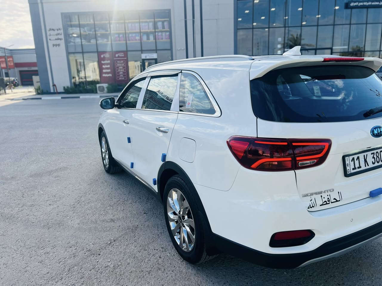 سلام عليكم حبايب
سورنتو موديل 2020خليجي 
السياره على وضع الشركه جديده جداً
كفاله عامه عده شخط زغير كلش

المواصفات:
1-ماشيه62 حقيقي
2-شحن لاسلكي
3-شاشه كار بلي
4-كراسي كهرباء
5-جنطه كهرباء
6-كراسي جلد بلادي
7-بصمه عدد2
8-تبريد3 قطع 
9-محرك3500 |6V
10-كامره دواره بلاديه
11- كتلوكات الشركه بيها
12-ارقام جديده وهزه جديده
13- السياره بأسمي تحويل مباشر
14-حساس امامي خلفي
15ويل كب عدد5 حجم الكبير
السعر273وبيها مجال بصيط
__________________________________________
مكان السياره نجف مقابل باب الخروج مال كراج بغداد
‏رقم الموبايل***********
‏آسيا بس واتساب***********
