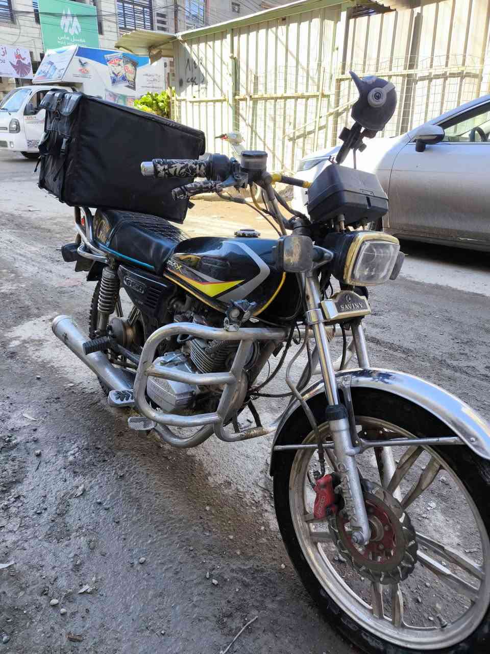 مستعجل ع بيعته حتاجيت فلوس قسط جامعه
دراجه ايراني 5 كير  سولنيك مرقم وجاهر من كلشي لاصحاب الدلفري نشاط فول وطلعت بيه محافظات  يشهد الله خساره بس متوازي هو وصندوكه وخوذه وشاحنة هاتف وستاند  بس هذني اني مشتريهن ب70 الف كلشي بلدراجه نضيف ما تخلي عليه ربع بس دهن وبانزين وتمشي محرك لوز تجي وتفحص بعينك شرط تحويل ثاني يوم  ملاحظه يرادله غسله زينه لان ماعندي ماعندي وقت اغسله السعر 1500 قفل قفل


**إذا كنت صاحب هذا الإعلان وتريد حذفه لأي سبب، رجاءا أرسل رسالة إلى الدعم الفني**