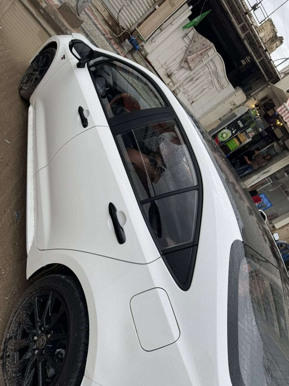 سلام عليكم كورلا هايبرد 2024 GR فول موصفات 1/1 تحكم ستيرن تثبيت سرعه رادار 5 كامرات 360 درجه قماره اسود بلادي بل سنويه 3 انظمه قياده تحديد مسار مثبت سرعه جام كهربائي بعد بيها هواي موصفات عنوان واسط العزيزيه الاسفسار ***********
