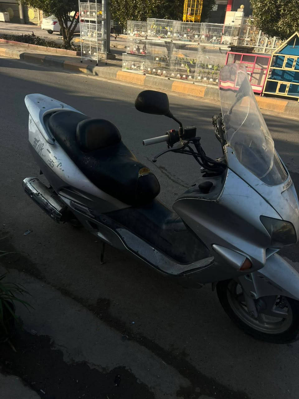 السلام عليكم دراجه فورزه ٠/٦ للبيع كامله تشغل وتطلع مستعجل عل بيعتها600بيها مجال (العنوان بغداد المحموديه) ***********/***********0
