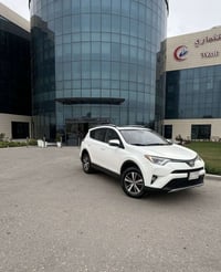 راف فور XLE • فتحة سقف • ١٠٠٠٠٠ كم