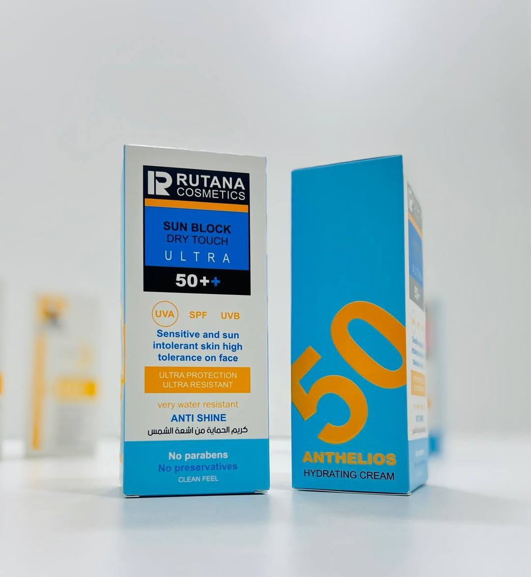 ☀️ واقي شمس روتانا كوزمتكس spf 50 (Rutana Cosmetics – Sun Block Dry Touch Ultra SPF 50+)
🌼 الميزات الرئيسية:
▫️ حماية عالية جدًا من أشعة UVA & UVB 🌞
▫️ مقاوم للماء بدرجة قوية 💦
▫️ لمسة جافة تعطي بشرتج مظهر غير لامع 👌✨مناسب للبشرة الحساسة 💖
 يُستخدم على الوجه بكل أمان 🧴✨
خالــي من البارابين 🚫
وخالـي من المواد الحافظة 🌿
▫️ حماية فائقة ضد الشمس 🔥
▫️ يمنع اللمعان ✨
▫️ يمنح بشرتج شعور ترطيب والحماية. 
المنشأ~ايطاليا
﹏﹏﹏﹏﹏﹏﹏﹏﹏. 🩷⋆˚🧁✧˚.🎀


**إذا كنت صاحب هذا الإعلان وتريد حذفه لأي سبب، رجاءا أرسل رسالة إلى الدعم الفني**