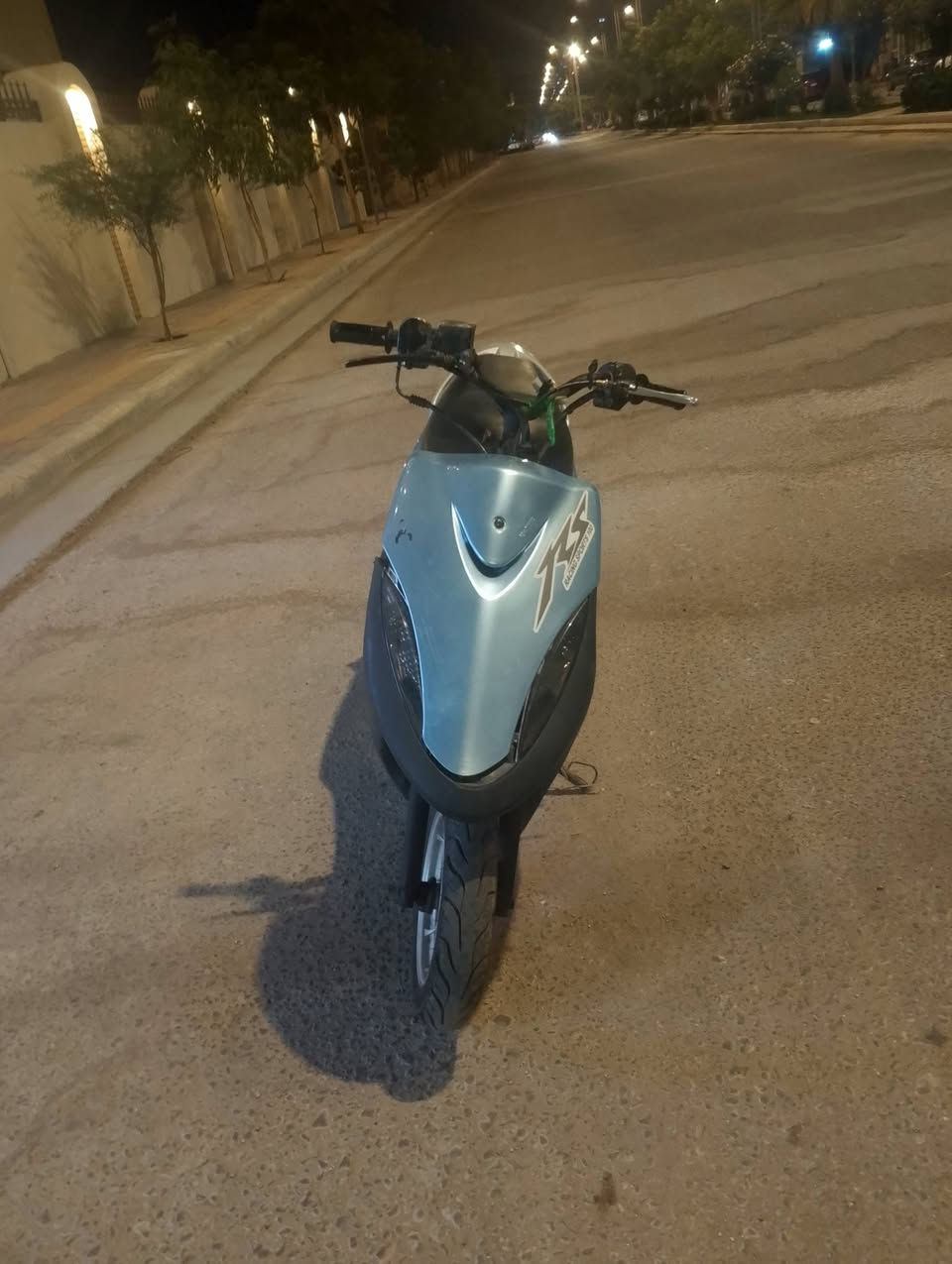 السلام عليكم دراجه ماكس عدله كامله بوشه 55 سعر 325 وبيها مجال كربلاء حي السلام مقابيل مدارس العتبه‏‪***********‬‏وهذا رقمي الثاني بي واتساب‏‪***********‬‏
