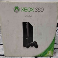 اكس بوكس 360 • ٢٥٦ جيجا • السيديه