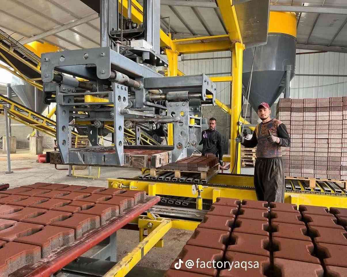🔥 سلام عليكم 🔥
***********
🏗️ تنفيذ جميع أعمال المقرنص والتشطيبات الحديثة بأعلى دقة وإتقان
🪓 عمل مقرنص
⚒️ عمل كابات
🔨 عمل أرصفة
🚧 عمل ساقيات
📎 عمل مرمر
🔩 عمل بورسلين
🧱 عمل كاشي
⚔️ عمل كربستون
🎨 عمل نقشات وديكورات حديثة
✅ السرعة في الإنجاز
✅ الدقة في العمل
✅ أسعار مناسبة
✅ كادر متخصص وخبرة مميزة
📍 نعمل في بغداد وجميع المحافظات 🇮🇶
📞 للحجز والاستفسار:
