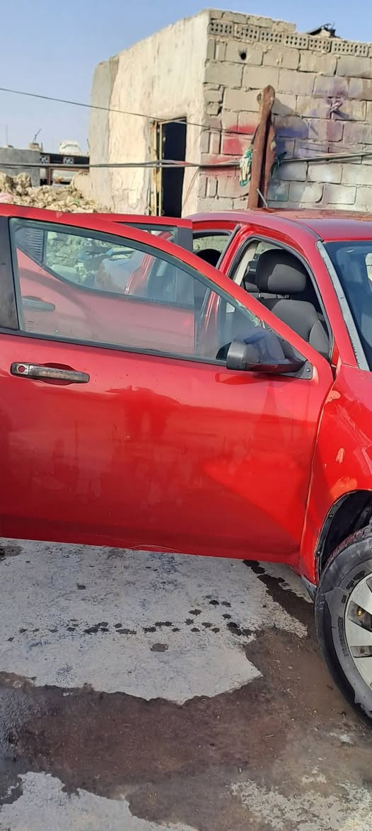 دوج افنجر ماروني موديل ٢٠١٠ ضرر جاملغ وباب السائق صبغ فقط..
السياره حلوه وكلشي شغال وبلاد تدفئه وتبريد وكير ومحرك   كله بشرط . موجودة بالحلة رقم بغداد باسمي سنويتها لل٢٨ . السعر المطلوب الاتصال على الرقم *********** مراسلة واتساب
