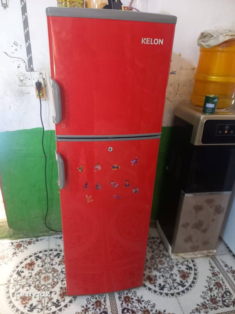 السلام عليكم  ثلاجه للبيع نظيفه 80/100
 كلش نظيفه وجديدة لايلونها عليهاا 
 سبب البيع نريد  نشيل السعر 200 وبيها مجال


**إذا كنت صاحب هذا الإعلان وتريد حذفه لأي سبب، رجاءا أرسل رسالة إلى الدعم الفني**