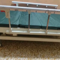 سرير طبي • ميكانيك ثلاث حركات • موصل الرشيديه