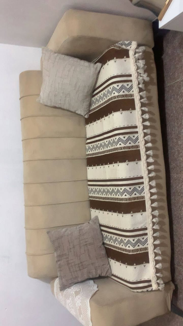 السلام عليكم تخم للبيع بي ضرر بسيط ثنين من الرجلين مكسورة رايدي ب250وبي مجال مكاني جكوك للتواصل ع الخاص


**إذا كنت صاحب هذا الإعلان وتريد حذفه لأي سبب، رجاءا أرسل رسالة إلى الدعم الفني**