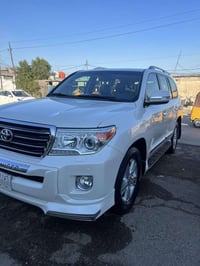 لاندكروزر 2015مكفوله عدا الدعامياترقم بغداد  العنوان بغداد الشعب077142...