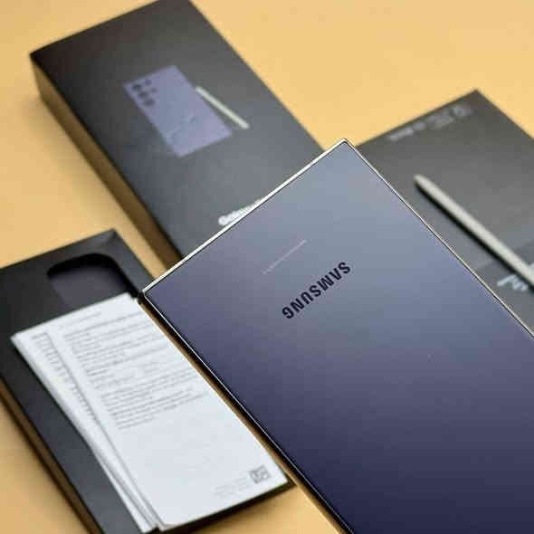 كلكسي s24 الترأ   ذاكره 256 عشوائيه 12
غراضه كامله اصليه مطابقه مستعمل 20 يوم 
للبيع او مراوس جهاز شرط الفحص ضمان موجود
نضافه 100% 100  دبل شريحه سعره 925 الف 
 *********** مكاني كربلاء
