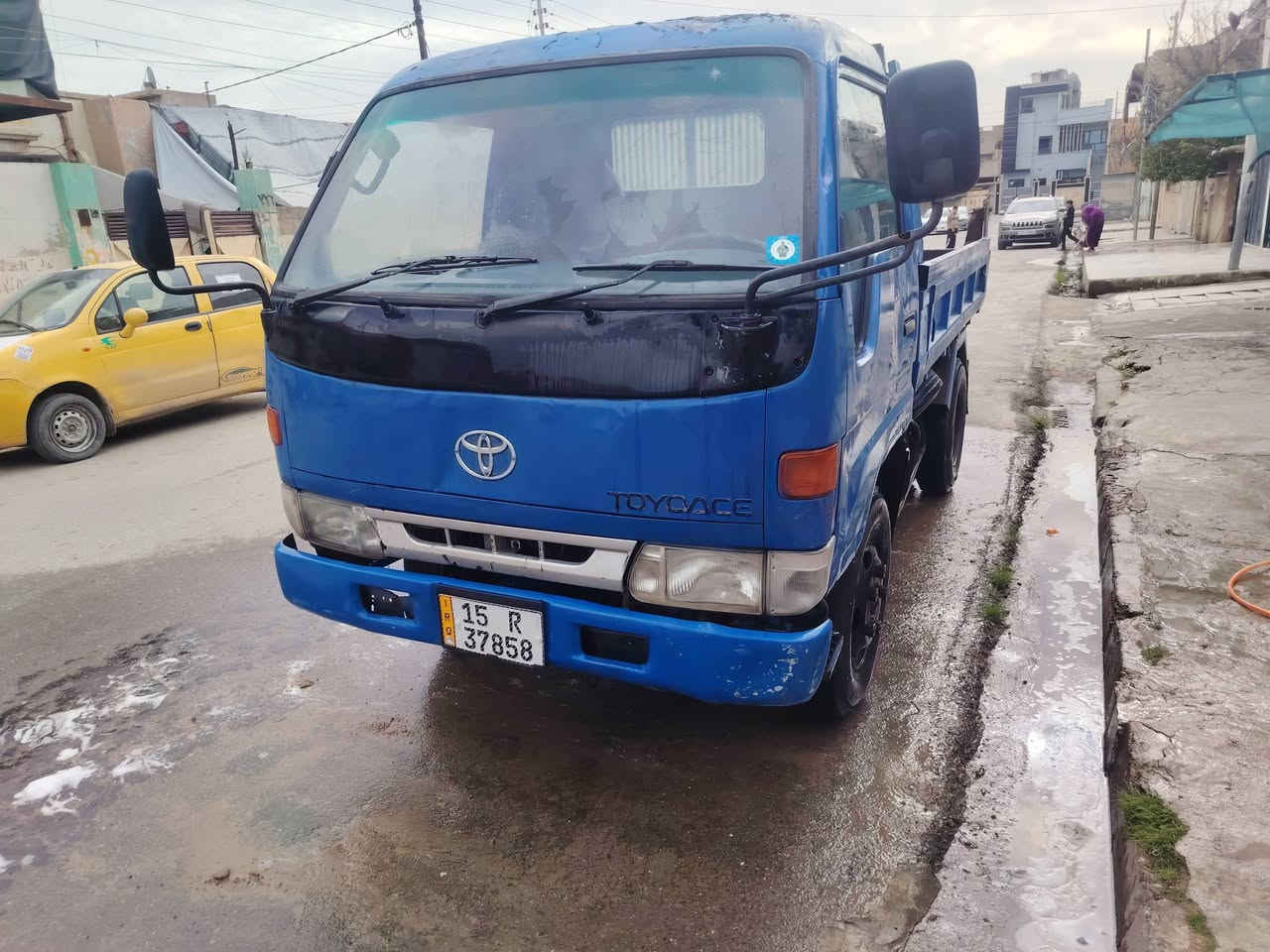 كيا تيوتا قلاب اصلي فحل موديل 1996 محرك 16 مكفولة من كلشي سنوية جديدة رقم انكليزي مكانه الموصل
السعر (145 ورقة) الاتصال على الرقم ***********
