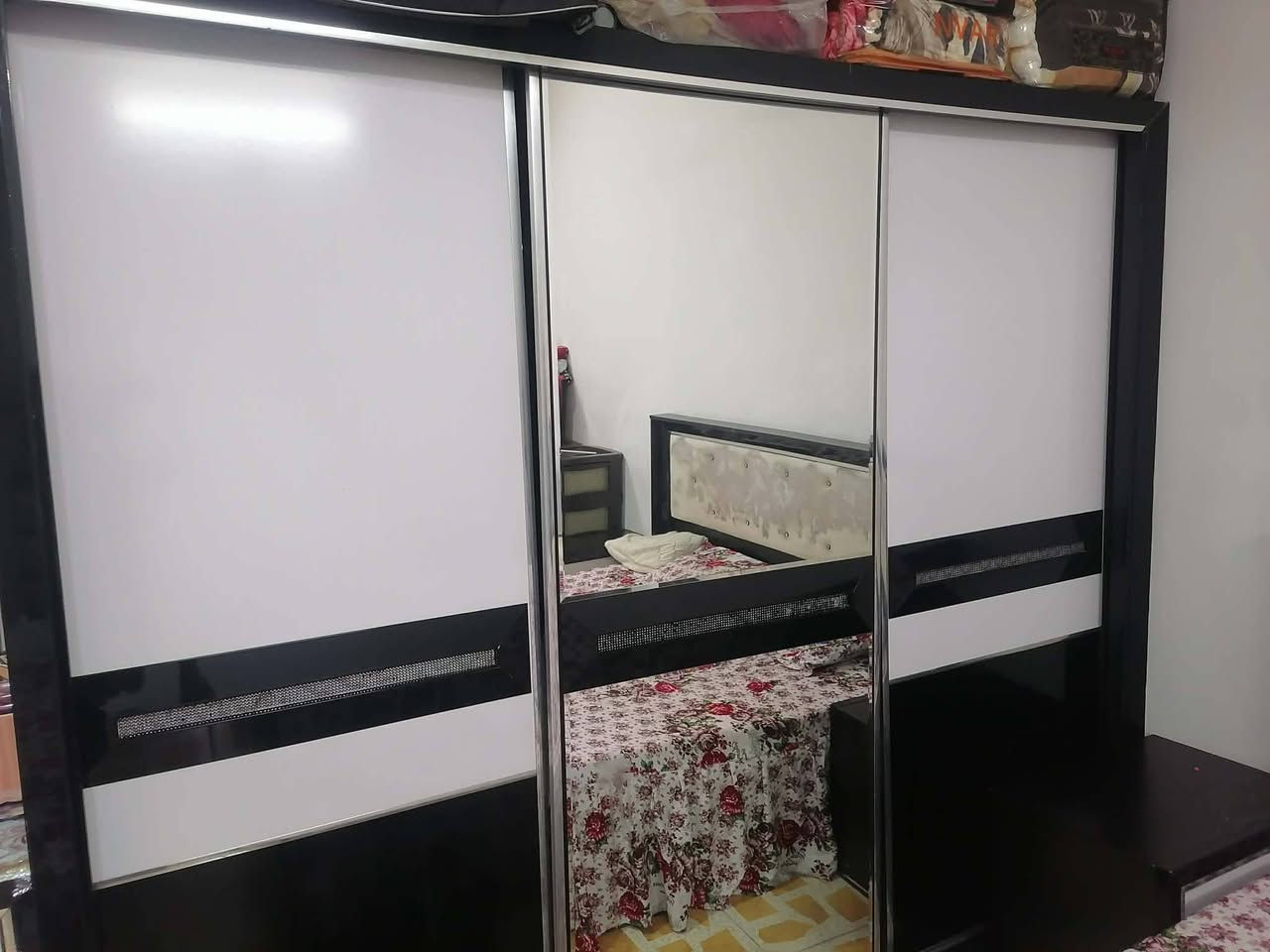 غرفه للبيع سعر 175 مع الدوشك


**إذا كنت صاحب هذا الإعلان وتريد حذفه لأي سبب، رجاءا أرسل رسالة إلى الدعم الفني**