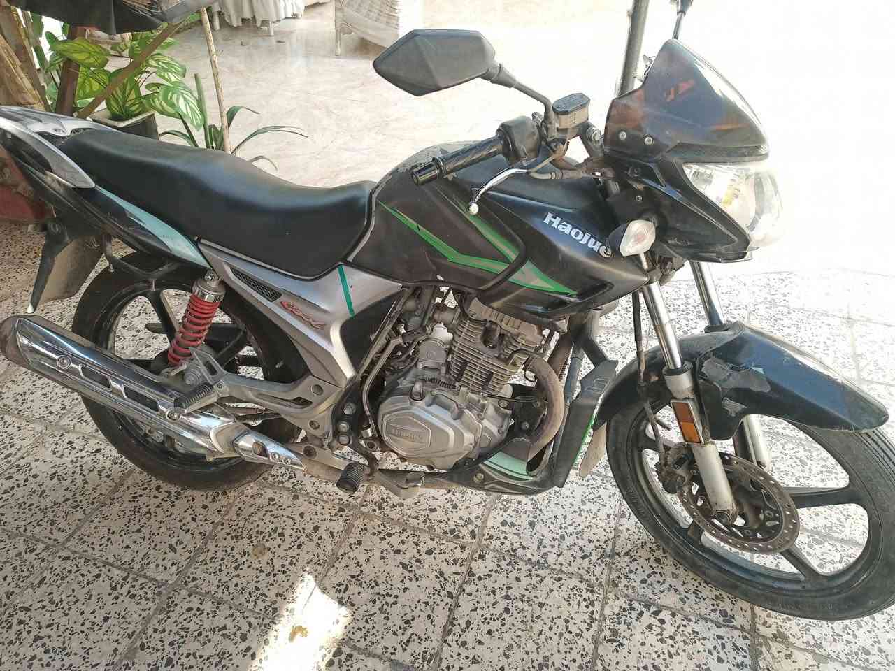 ماطور هاوجي 17
محركه 150 نضافه المحرك فول  مكمرك وما مسجل
بي اوراق اصوليه السعر 900وبي مجال
 للآستفسار ***********
