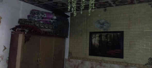 بيت لرهن سنة ب7 ملايين 😱
بمساحة 190 متر يحتوي على غرفتين واستقبال ومطبخ وصحيات 
بشارع المعمل قرب جامع الخزاعل واسواق الامين يبعد عن شارع المعمل 50 متر تقريباً
للتواصل واتساب + اتصال 👇🏻
م. الفهد للعقار***********
امانة الله بلغو من طرفي #حلا_سيف
