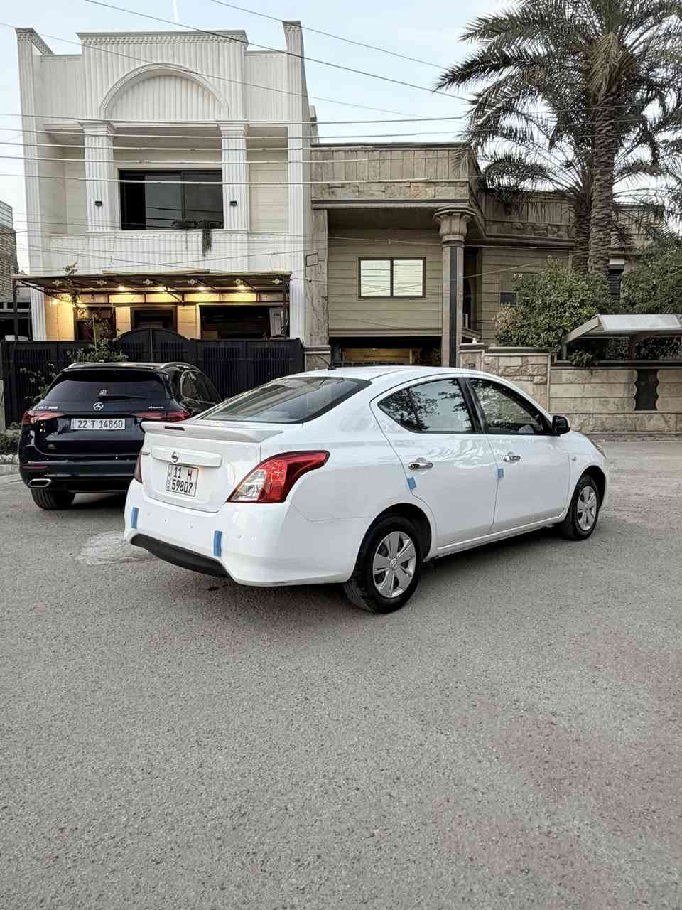 بسم الله توكلنا على الله
سني هندي 2020 رقم بغداد هزه وسنويه جدد لل ٢٠٣١
سياره ماشيه قليل 73 الف فقط حقيقي شرط الكلوب
جديده ومحافضين عليه
صدر تايرات جدد تبريد ثلج سياره ناعمه ونشطه
دهن الماني ادينول دوشمه جلد اصليه ارضيات جلد مغلفه
غرفته جديده جداً
السونار مرفق بلمنشور اخوان!!!

107 سعره مناسب وحلو جديده 
مكانه بغداد الجهاد
 مهندس عبدالله
***********
