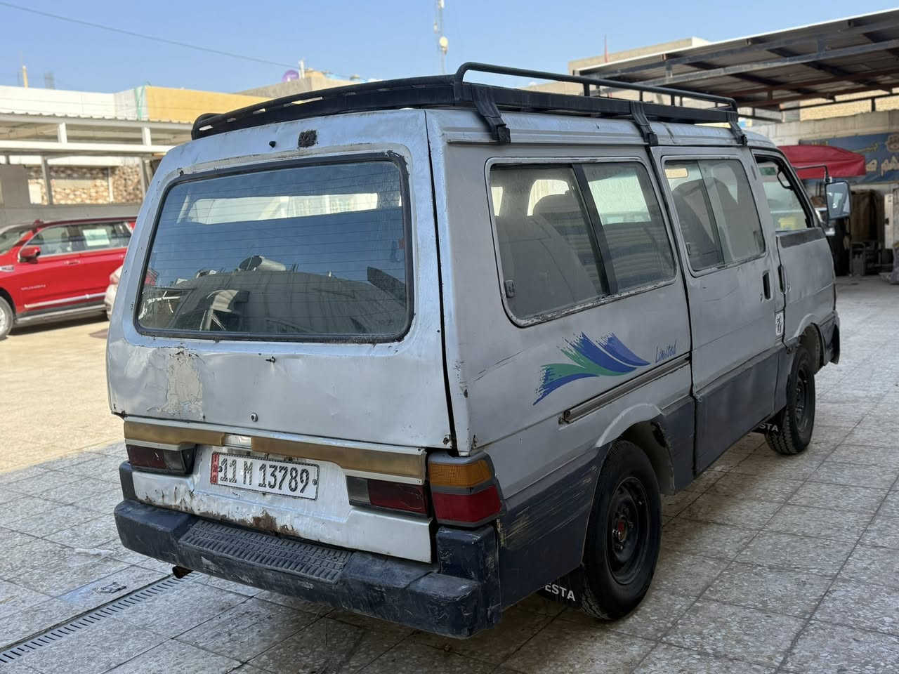 السلام عليكم كيا بستا 1995 رقم بغداد بسمي هزه وسنويه جديده مصفره غرامات وهيئا محرك كير جديد تخم تاير جديد سيارة جاهزة للاستفسار *********** السعر 32 ورقة مكان حي النصر
