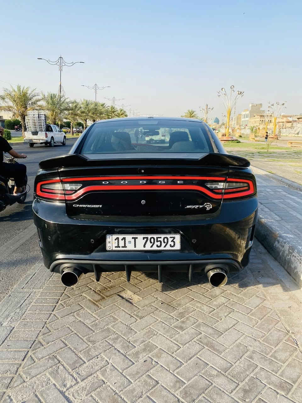 سلام عليكم  دوج جارجر بوليسي مديل 2017   ٦ سلندر تو ويل اصل رقم بغداد الجديد حادثه موضح بلصوره مكاني بغداد بيه طخه خفيفه بلجملغ الخلفي تخم تاير جديد باتري مع جديد سعر 138 وبيه مجال رقم *********** مكاني بغداد
