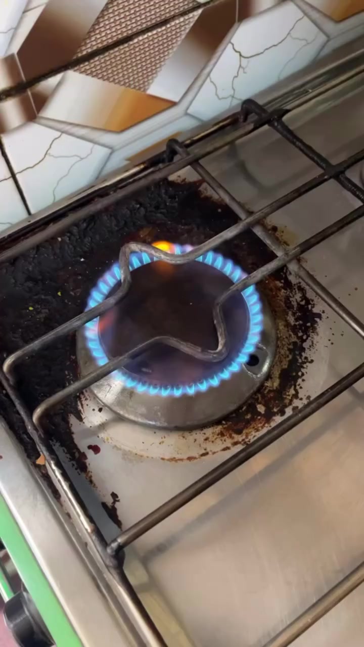 السلام عليكم طباخ نضيف سعر50 بي مجال وهاي نارة كدامكم


**إذا كنت صاحب هذا الإعلان وتريد حذفه لأي سبب، رجاءا أرسل رسالة إلى الدعم الفني**