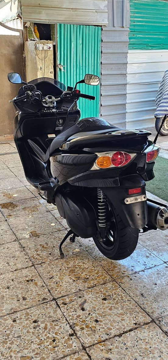 #تـــحفــه_فــنـيـه #رمبه_وكاله
ياالله فورزه MF صفر 10 فول مواصفات   جديده لوك نظافه 💯 بل 💯 اسود ملكي فول  المواصفات  

7 كير 4 تحويلات 

مسجل راديو 📻 بلاد 

نظام سبورت +اوتمواتيك 

تحكم ستيرن

اوكس موبايل 📱  

بصمه +سويج طوارئ 

سايد بريك +ستاند حساس 

المسافه المقطوعه 23 الف  حقيقي 

الدراجه بحالة الوكاله الجناي يتصل  ويدلل مكاني  بغداد  رقم 📱 *********** 

ملاحظه توصيل محافظات موجود الشماليه والجنوبيه اخوكم حسام فورزه 🇮🇶
