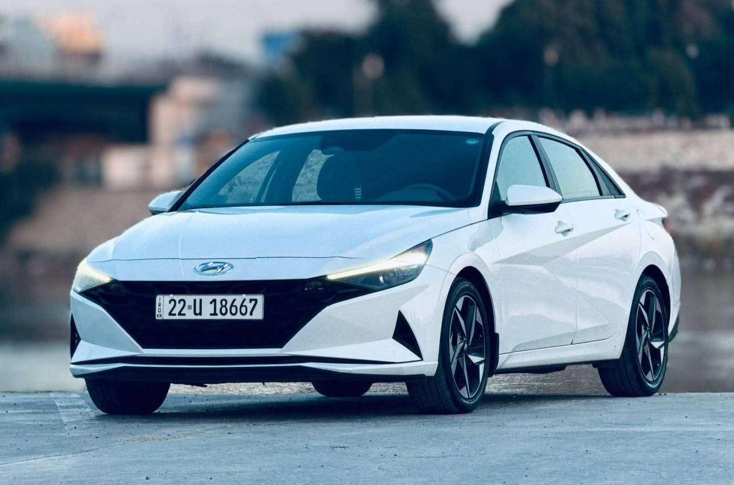 السلام عليكم 
النترا 2023 رقم اربيل بأسمي  تحويل مباشر
الحادث مرفق مع الصور بدون ايرباك جاملغ خلفي وجنطة  
المواصفات : بصمة / لايت LED / تشغيل عن بعد /  رادار امامي / رادار جانبي / شاشة كبيرة / مود درايف / محرك 2000 دوش / ويل كب / جنطة ذكية / تحكم ستيرن / كروس سرعة 
مكاني الشعب

للتواصل والاستفسار : 
***********

 #النترا #سيارات #
