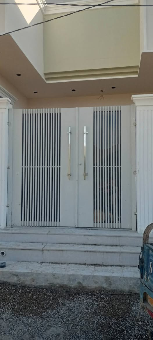 حدادة الاصدقاء لعمل كافة اعمال الحداده وبسعر مناسب جدا
والنقل مجاني ***********
