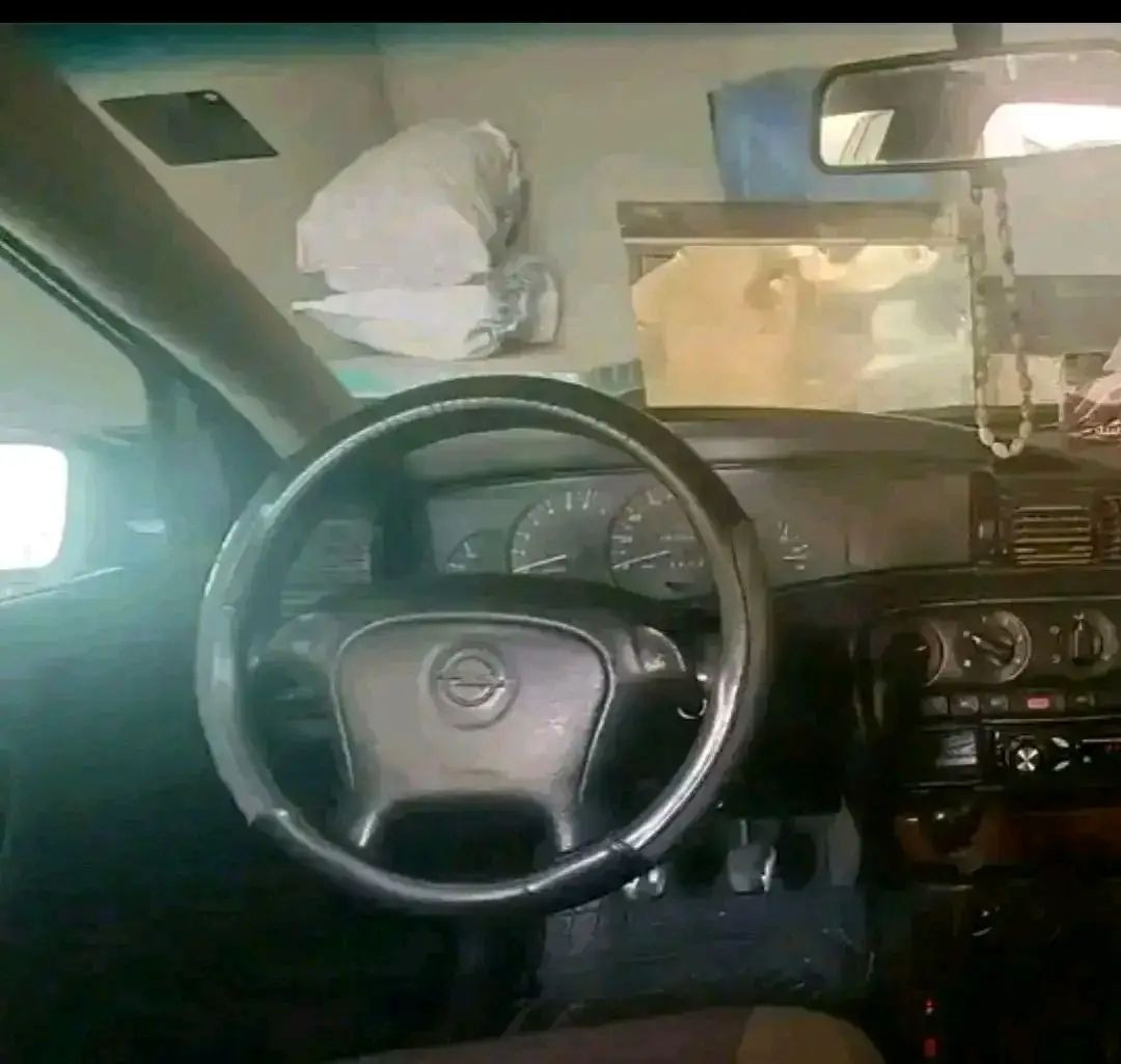 اوميكا بزون موديل ٩٥محرك 20 كير عادي صبغ جماليه بدون ضرر رقم نينوى الماني كابون بانزين سنويه عضم 2027شرط التحويل #السعر_39_وبيهامجال شاري اتصل على الرقم 🛑***********🛑مندوب الثقه بادارت ابو محمود بيع سريع عندك سياره تريد اعرضها  ارسل صور السياره وتفاصيل على الواتساب رقم موبايل ***********🛑موصل الايسر من الاخير
