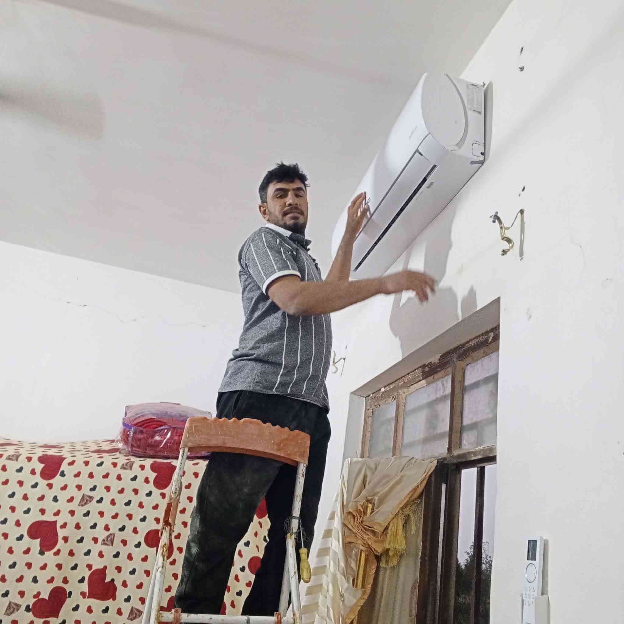 يا الله اللهم صلِّ على محمد وآل محمد نصب كافة اجهزة السبالت وغسل جميع انواع السبالت 
***********
