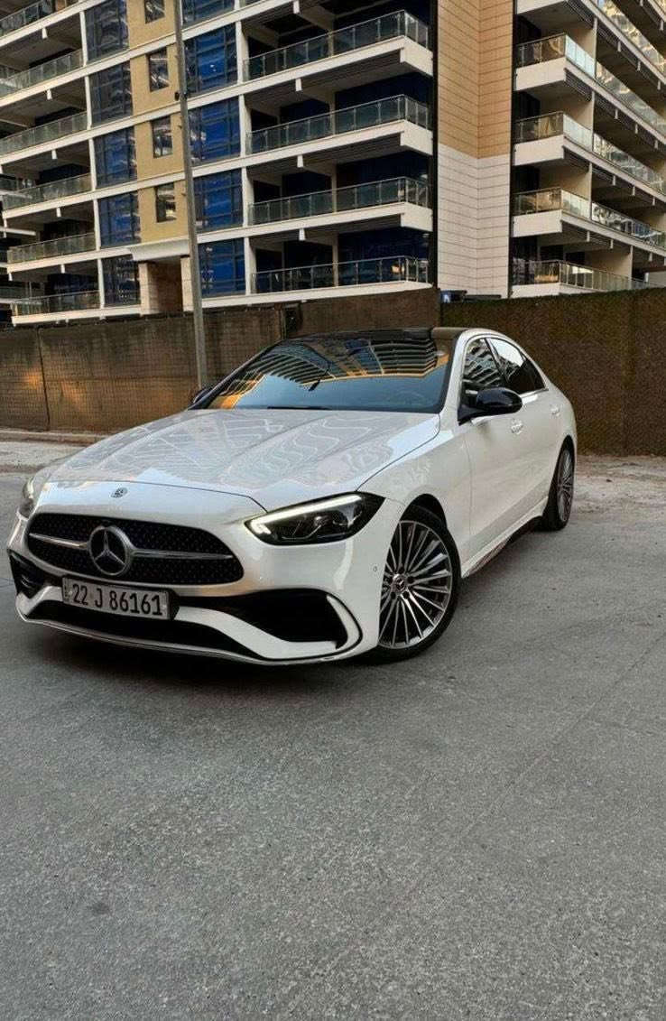 السلام عليكم مرسيدس c300 موديل 2023 للبيع نظيفه وارد الماني للاستفسار الاتصال ع *********** السعر 370 الف يعني ثلاث دفاتر و70

