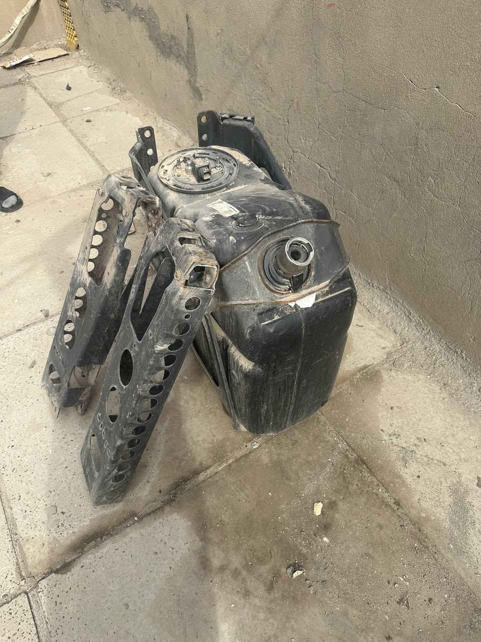 السلام عليكم تانكي ادبلو وقواعد بكلايت مال وحش المكان بغداد المشتل للتصال***********
