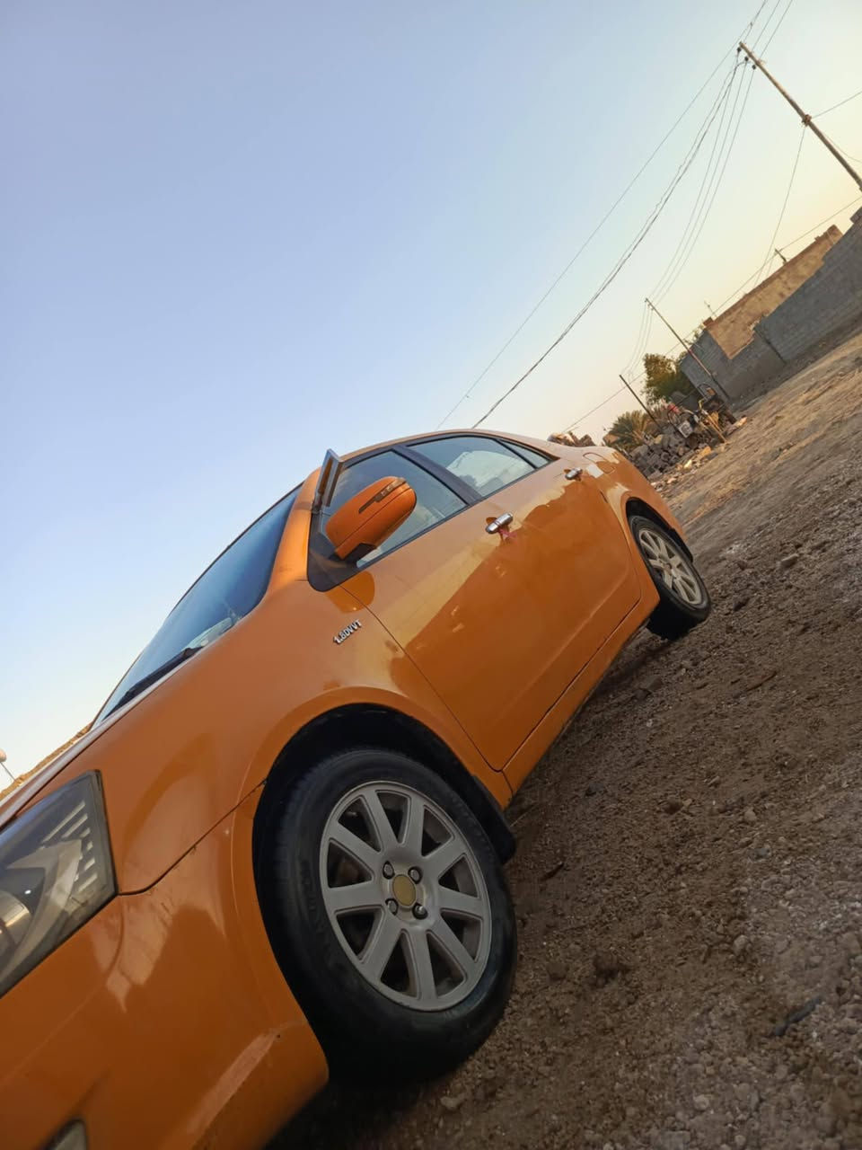 السلام عليكم
سياره جيلي موبل للبيع 
مكينه وكير كورلا 1800
رقم ذي قار انكليزي بسمي شخصيا 
سنوية ل2028
تبريد عوزه فقط راديتر 
كهرباياتها جاهزه حداديه فوك النص 
السياره بيها اجراد ومكينتها بيها ضعف 
مكفوله من العيب الشرعي 
مكان السياره ناصريه قرب شركة نفط ذي قار 
***********
