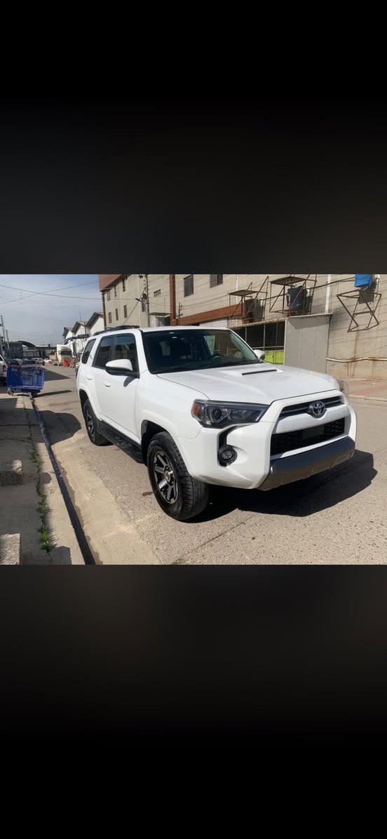 ماشاءالله
‏TOYOTA  4RUNNER TRD Off Road Model 2024✍️

~ تويوتا 4 رنر  

~ وارد أمريكا  

~ موديل2024

~ محرك 6 سلندر  / V6 

~ مواصفات  TRD Off Road Prenium

~فول مواصفات 1/1~)

~بصمة 

~ دبل أكسل ( 4*4) ونظام الزحف الخاص ب trd

~ شاشة كبيرة

~   كاميرة خلفية

~ كشن  كهربائي

~ داخل اسود 

~ رادار امامي و جانبية 

~تحديد سرعة 

~نظام ECO

~ حجم تايرات١٧ ويل بيلادي 

~ (  5 ) خمسة راكب 

~ ماشي47 الف ميل 

~ سيارة بدون صبغ 

~ ايرباك سترن وبردة راجع ببلادي اصلية 

~ رقم شاصي موجود في المنشور 

~صورة حادث موجودة في المنشور 

~ سعر(320 )💰ورقة دولار بيها مجال 🤏

***********

***********

