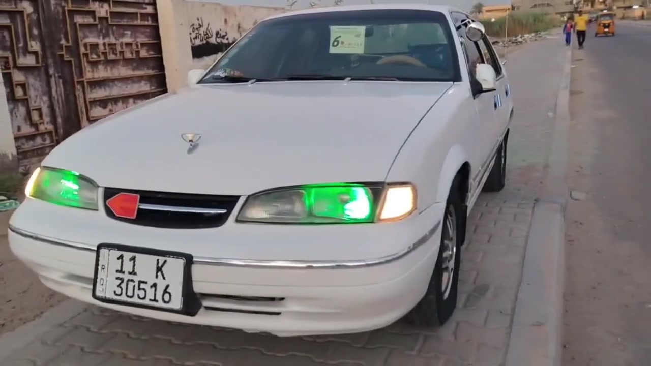 السلام و عليكم
 برنس فراشه🦋 موديل1996
الون ابيض 
رقم بغداد الدولي بسمي هزه جديدة..  ... تحويل ثاني يوم
كير وتماتيك
محرك مفتوح
كير ومحرك حاويه جدد مكفولات
ماشالله بيه نعومه فول  
السيارة مصبوغة بس احزام الجمالية بدون ضربه
ويل كب مجلي لونين 
كهربائيات كله شغاله 
كيجات كله شغالهت
مشط ستيرن باور سلف داينمو راديتر كله جديد 
شواصي جد
صدر خلفي أمامي جديد 
غرفتها جديده ...دواخلها جدد بطاين جدد كشنات جدد دشبول صاج جديد 
السعر)( 40 ))بيها مجال
مكاني بغداد أبو غريب
***********
