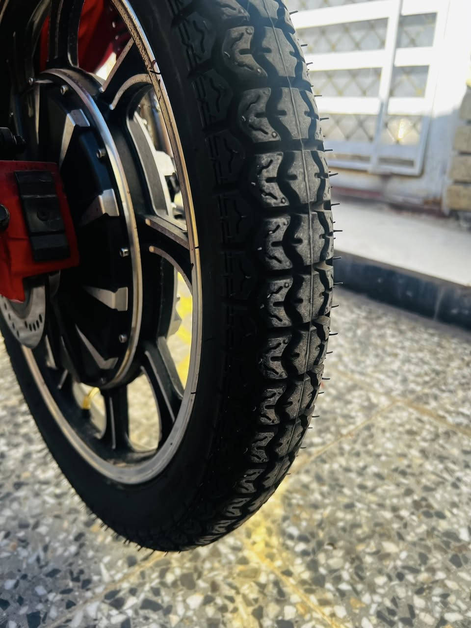 سلام عليكم درجه شحن جديده بمعنى الكلمة موديل 2024كله شغال نقص بطاريات سعر 150مكاني كربلاء خاص مارد ***********بي واتساب   5بطاريات
