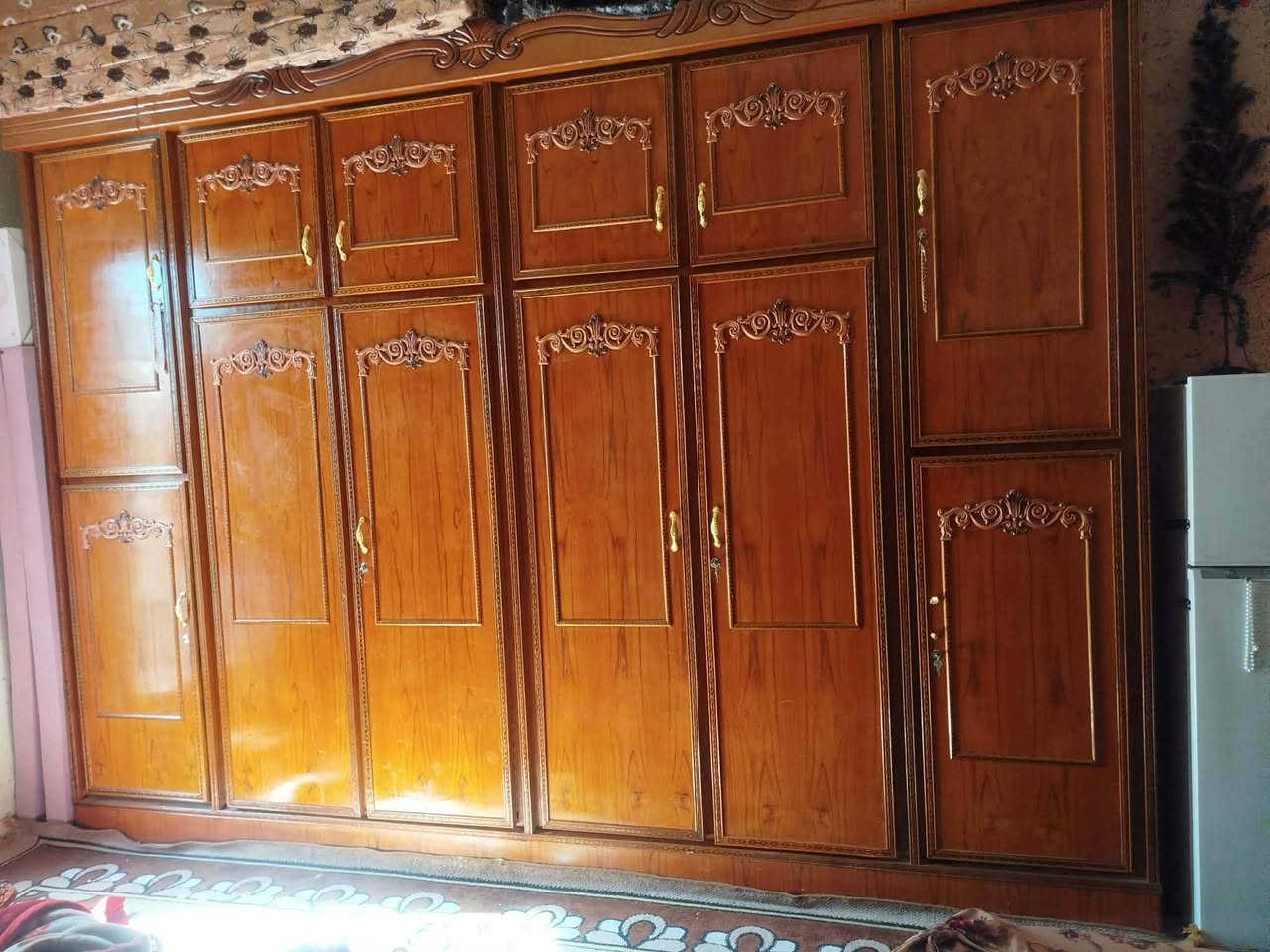 السلام عليكم اخوان توجد غرفه مسرح عالي نضافه فول السعر 900وبيه مجال الاستفسار عن الرقم ***********
