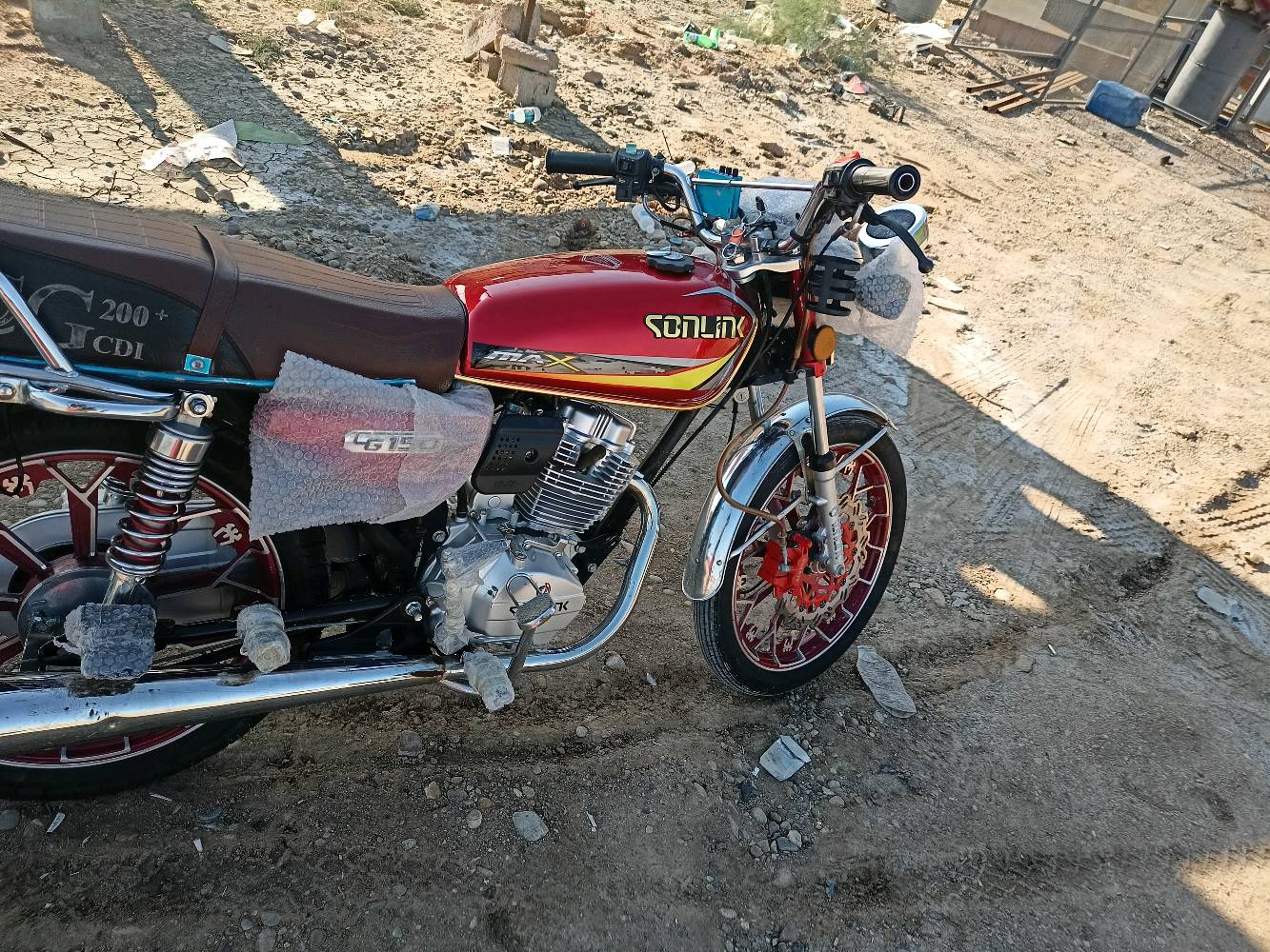 سلام عليكم دراجه سيفان سونك موديل 25ا الدراجه نضيفه خير من الله محرك 200cc مامفتوحه كهربائيات كله شغاله أوراق كامله شلعه معدل اشكد الكاع السعر 700 وبيه مجال قليل 
العنوان ديالى الخالص هبهب 
رقم الهاتف ***********
