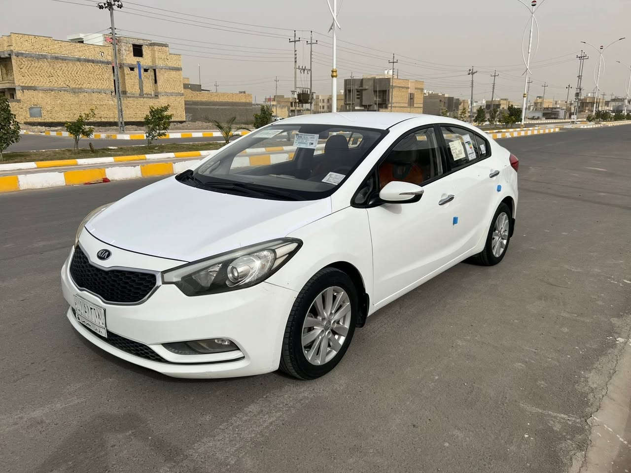 سلام عليكم
للبيع سيراتو ٢٠١٦ كفاله عامه ضربه وصبغ مواصفات تحكم ستيرن اشاره بلمرايه بلوجكتر  جاهزه السياره للخير تبريد مكينه كير مكينه ١٦٠٠ رقم ذي قار تحويل ثاني يوم  السعر١٣٣ وبيه مجال ***********
