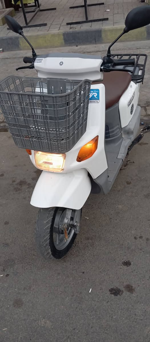 رمضان كريم  دراجة بيكم ياماها ٦٠  نضيفة مكينا مامفتوحة ولاملعوب بيها أشاير لايت كيج بانزين كهرباياتها شغالة دبلات كلة نضيف  مكاني مدينة الصدر  سعر ٤٠٠ وبيها مجال للطيبين *********** وتساب
