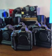 📸 توفرت مجموعة كاميرات  وحش فول فريم وتصوير سريع  Canon 1DX فول فريم ✅...