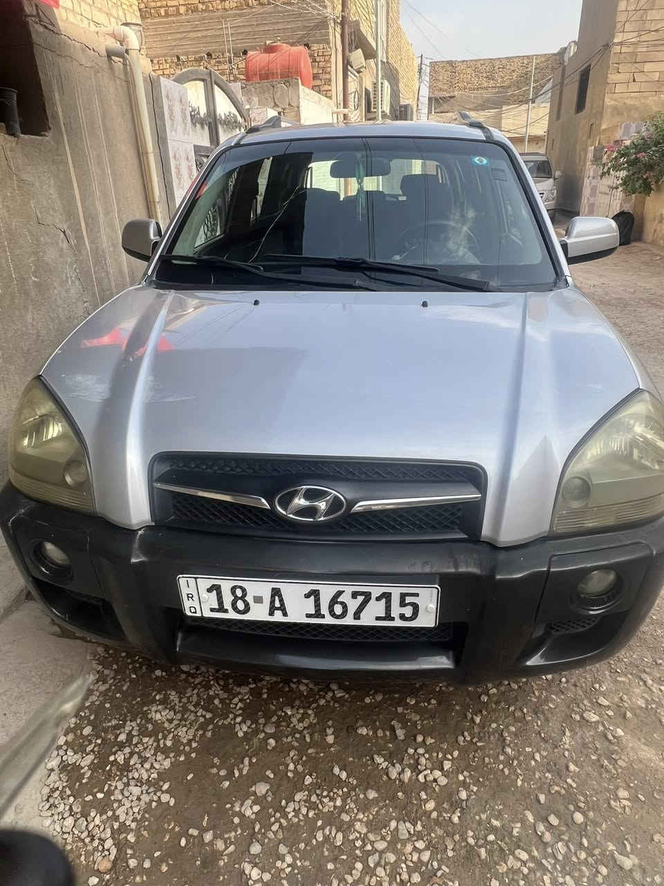 توسان 2009
رقم بابل 
بدون حادث فقط جاملق مرشوش 
مكينه كير مكفولات 
للاستفسار ***********
