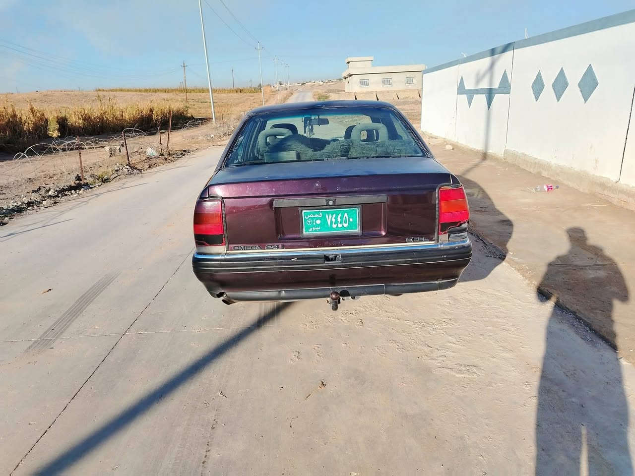 السلام عليكم  اوميكا للبيع  محرك 24 كير توماتيك  رقم اخضر شرعي موجود يحول  محرك معمر جديد المحرك شرط  السعر 20 وبيها مجال   عنواني موصل الايسر 
***********واتساب 
*********** واتساب
