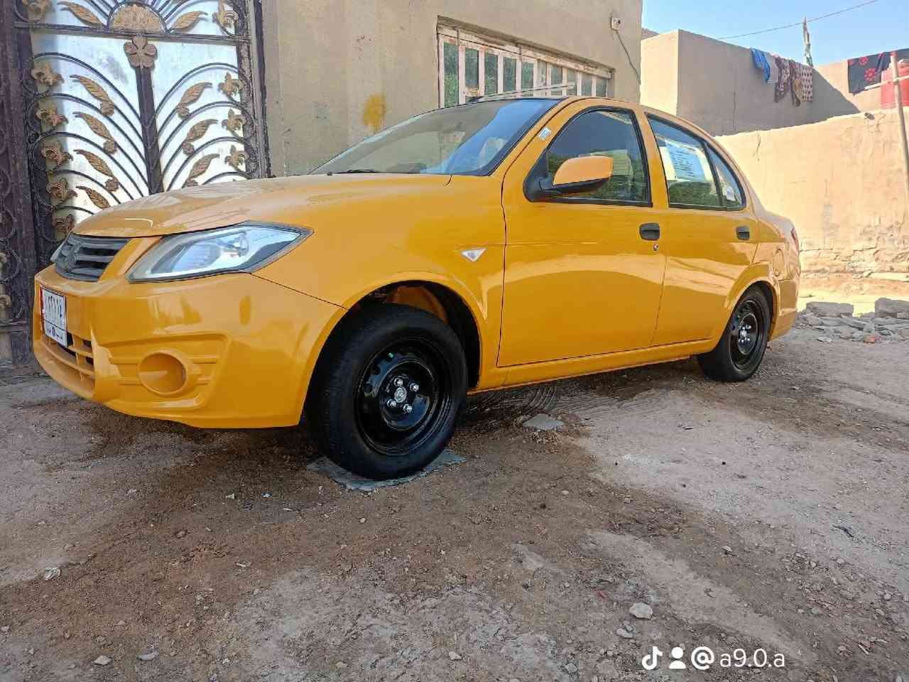 ساينا للبيع فقط مكفولة 2020 السعر 62رقم القادسيه العنوان الديوانية  حي شرطه وبيهه مجال ***********4
