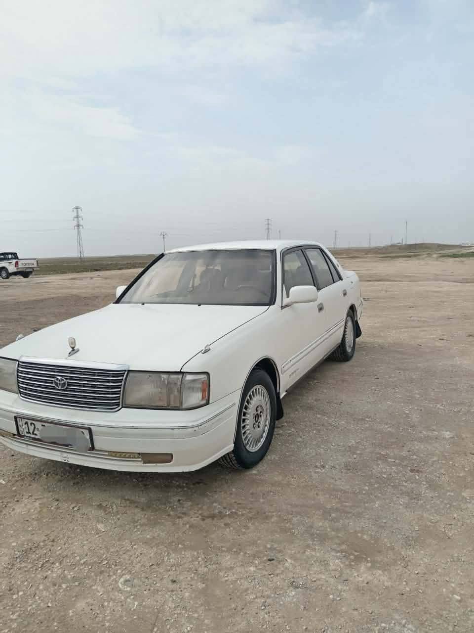 ارنب رأس الثور كير عادي مديل 98 رقم نينوى جديد السنوية الى نهاية2027 وارد خليجي المرغوب شرط ايسر بلاد مامحور محرك 2500 صبغ حزام جمالية فقط وبيها ضربة بسيطة بجاملغ الخلفي تجاه السايق باتري جديد طخم جديد تواير جدد كهربائيات كلها شغالة حار بارد جهاز ريمونت حتى صندوق يفتح عن بعد السيارة جاهزة ترايك وين ماتريد نشاط فول بيها بعض الملاحضات البسيطة وعدنا وكالة من الشرعي تريد تحويل تريد وكالة السعر 85$ / ***********
