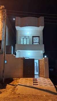 السيطرة القديمة • ١٠٠م • مؤجر طابقين