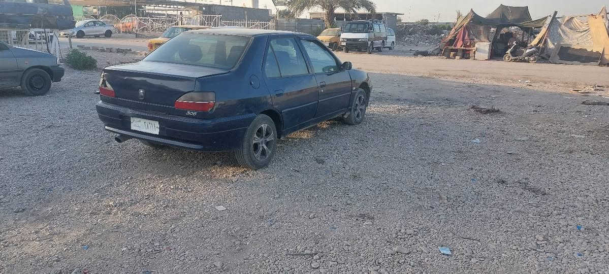 بيجو فرنسي 306 رقم بغداد صدامي بدون تحويل مااندل راعيها ولا ابو الوكاله السياره محرك وكير عادي  بلادي خير من الله تخم تاير حداديه خير من الله كهربائيات شغاله السعر 16ورقه وبيها مجال الشراي يتصل وبلخدمه *********** السياره بدون مال فقره وترايها حلو وجاهزه وخير من الله
