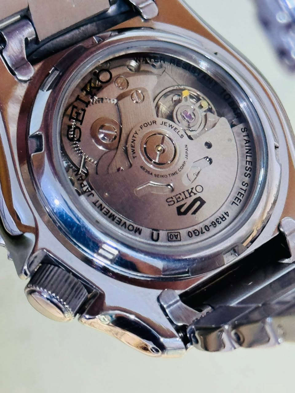 Seiko 5 اصلي 🔥🇯🇵
💥💥مستخدم 💥💥

اوتماتيك 
حجم 42 ونص
مقاوم للماء 100م
طوق دوار 
ارقام واميال لامينوس
زجاج مقاوم للخدش 

275 الف


**إذا كنت صاحب هذا الإعلان وتريد حذفه لأي سبب، رجاءا أرسل رسالة إلى الدعم الفني**